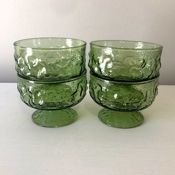 Anchor Hocking Avocado Green Dessert Cups - Picture 4 of 9